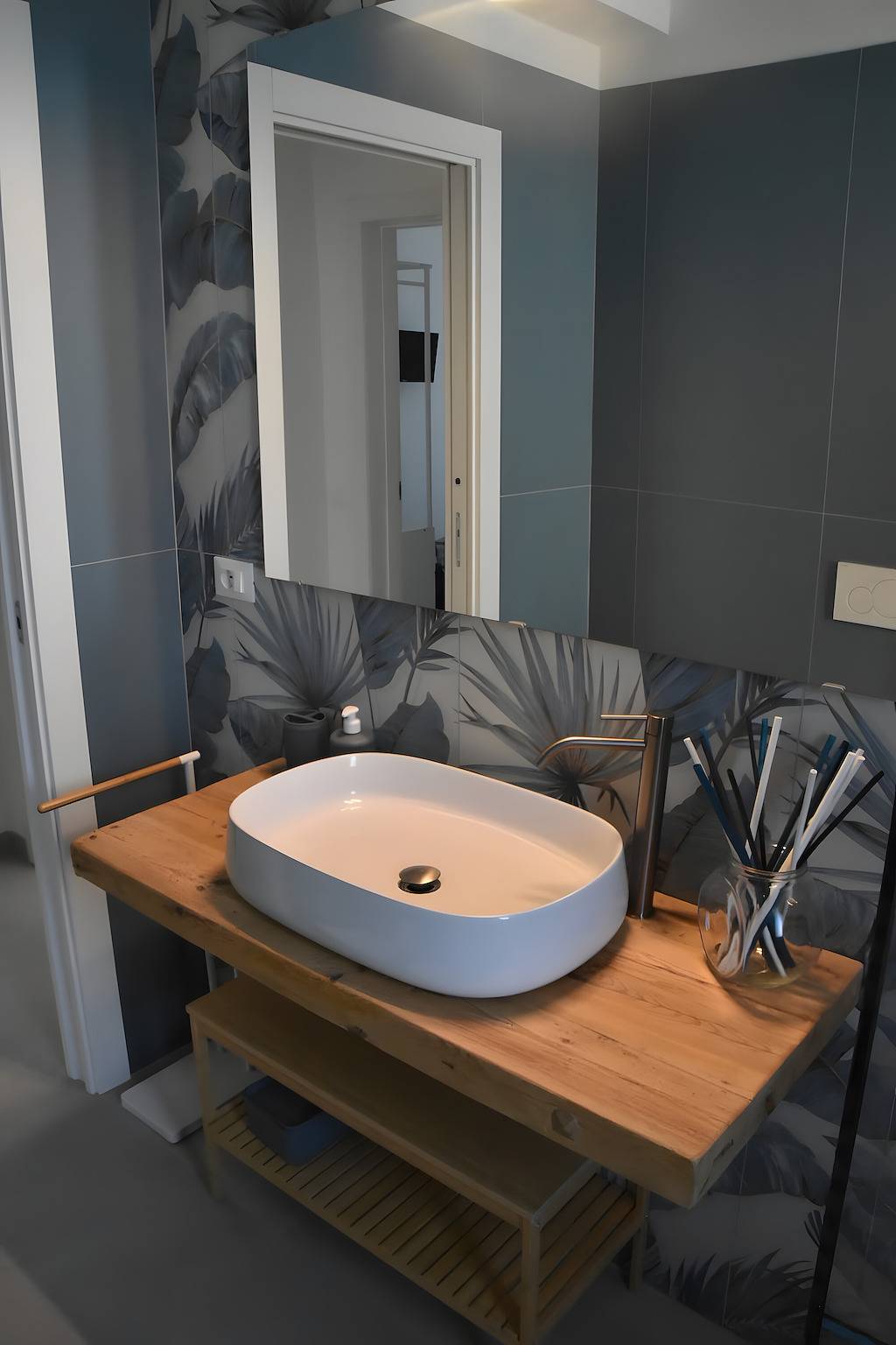 Entire apartment, Appartamento 1M close to the Beach with Wi-Fi in Fiumaretta di Ameglia, Ameglia Municipality