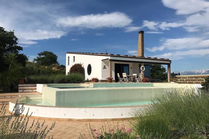 Villa pour 8 personnes, avec jardin, animaux acceptés - 1