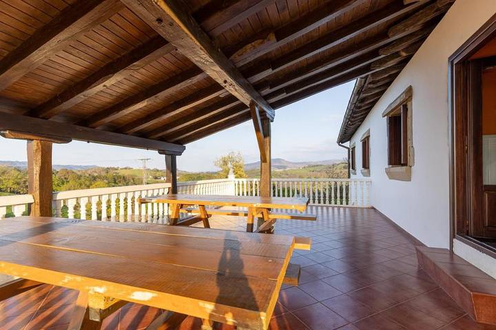 Casa rural para 14 personas, con vistas y terraza en Guipúzcoa - 2
