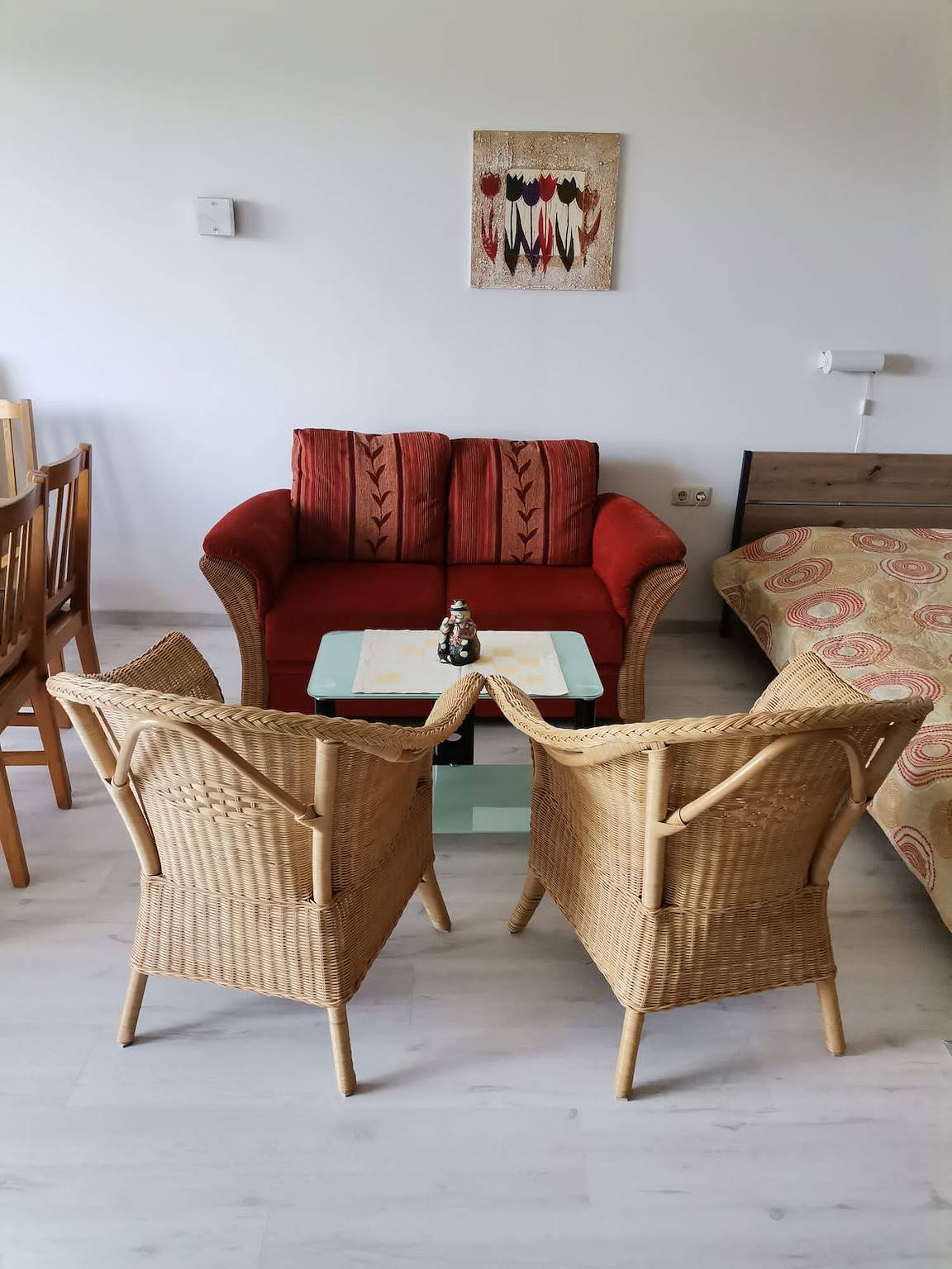 Ganze Ferienwohnung, Rolligerechtes Appartement mit Terrasse und Garten in Zandt, Ostbayern
