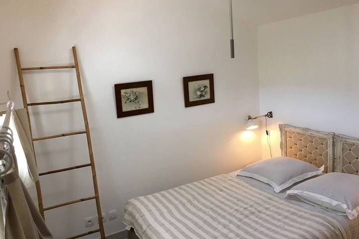 Location de vacances pour 5 personnes, avec jardin à Joannas - 4