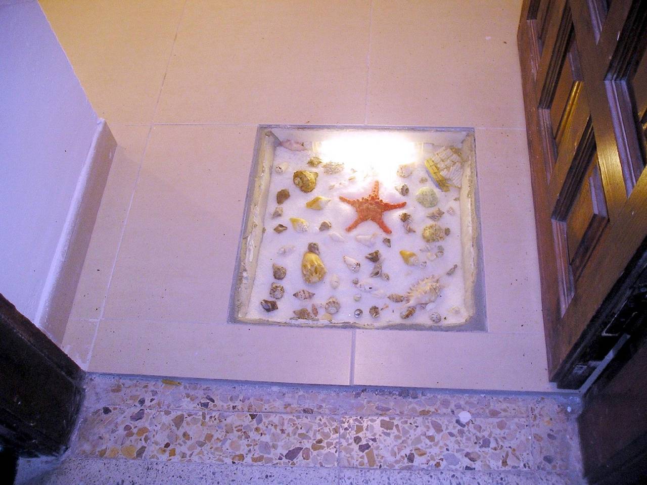 Entire holiday apartment, Flat in Sant Antoni de Calonge, 17 metres from the beach. in Calonge, Costa Brava