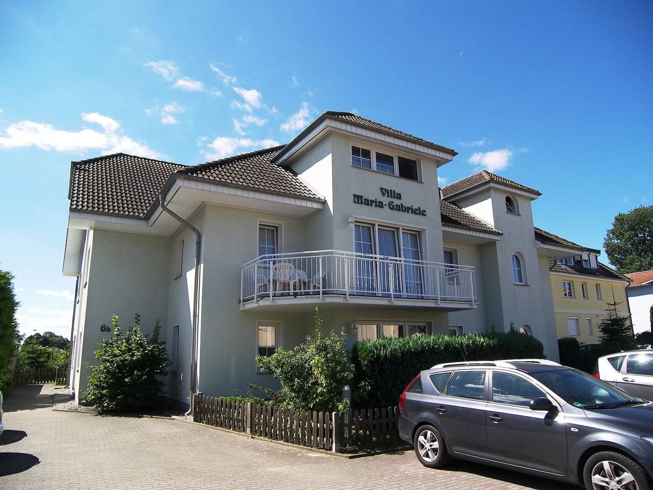 Ganze Ferienwohnung, Villa Maria-Gabriele Whg. 8 - Villa Maria-Gabriele 8 mit Balkon***600m zum Strand*** in Kölpinsee, Loddin