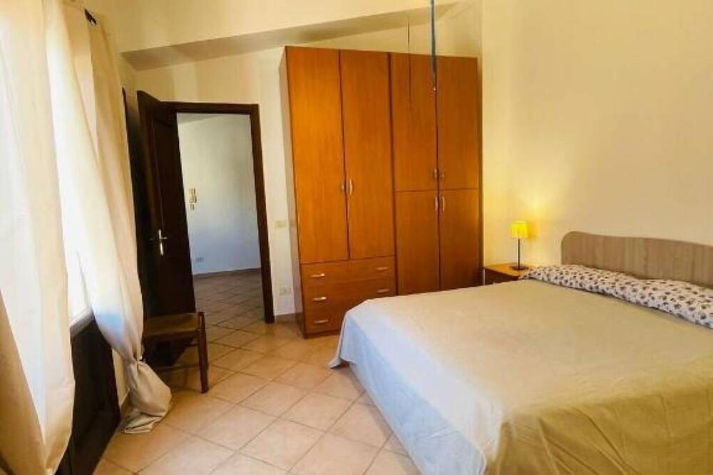 Entire apartment, La Casa In Piazza - Your ideal stay in Marina di Camerota in Marina di Camerota, Cilento