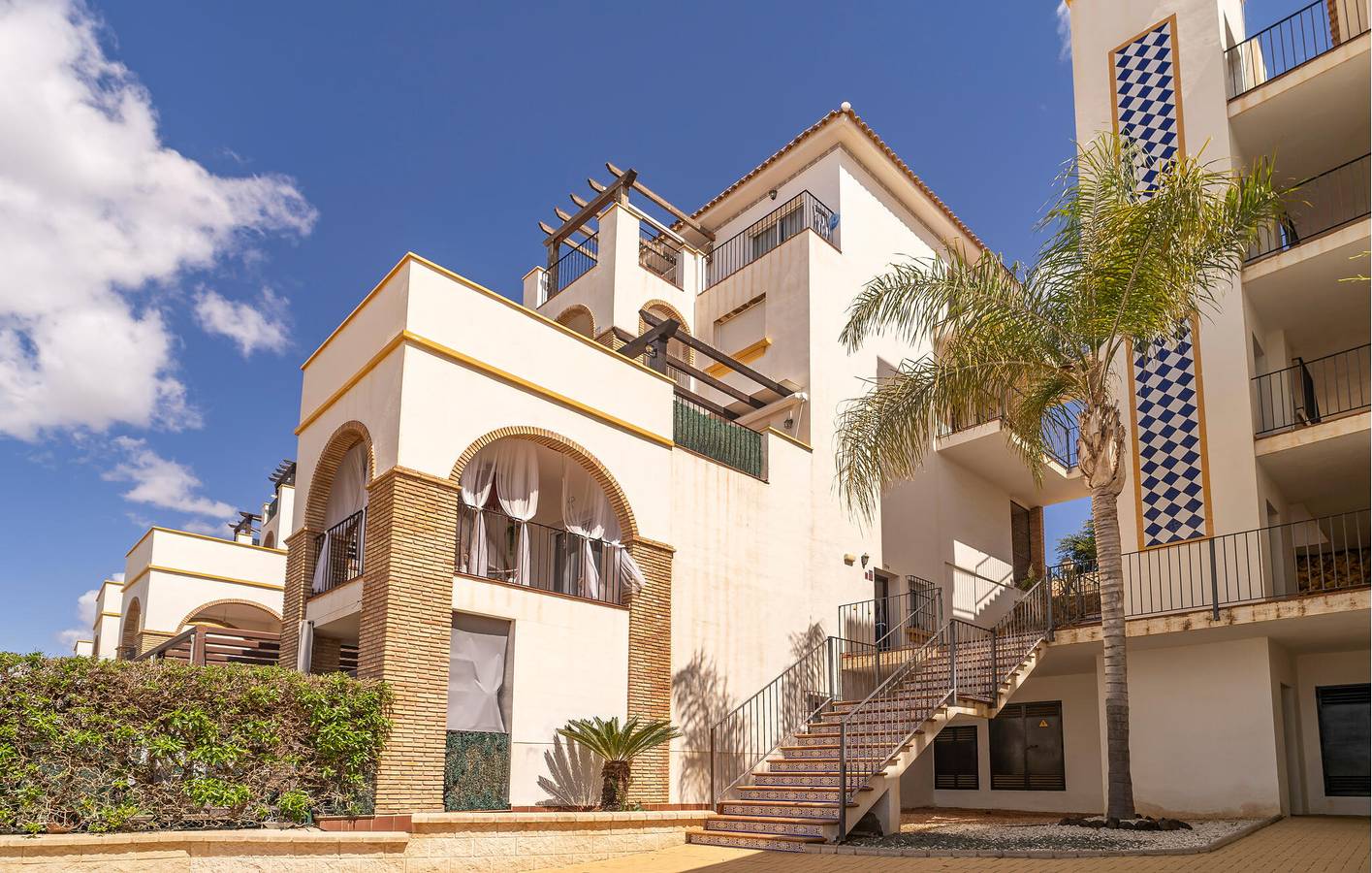 Entire holiday apartment, Luxury Apartment with Pool, AC & Parking 1.5km from Vera Playa in Vera, Costa de Almería