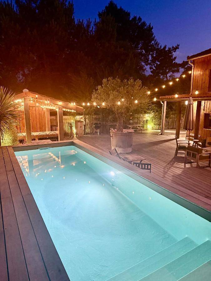 Villa pour 8 personnes, avec jardin et piscine, animaux acceptés à Saint-Trojan-les-Bains