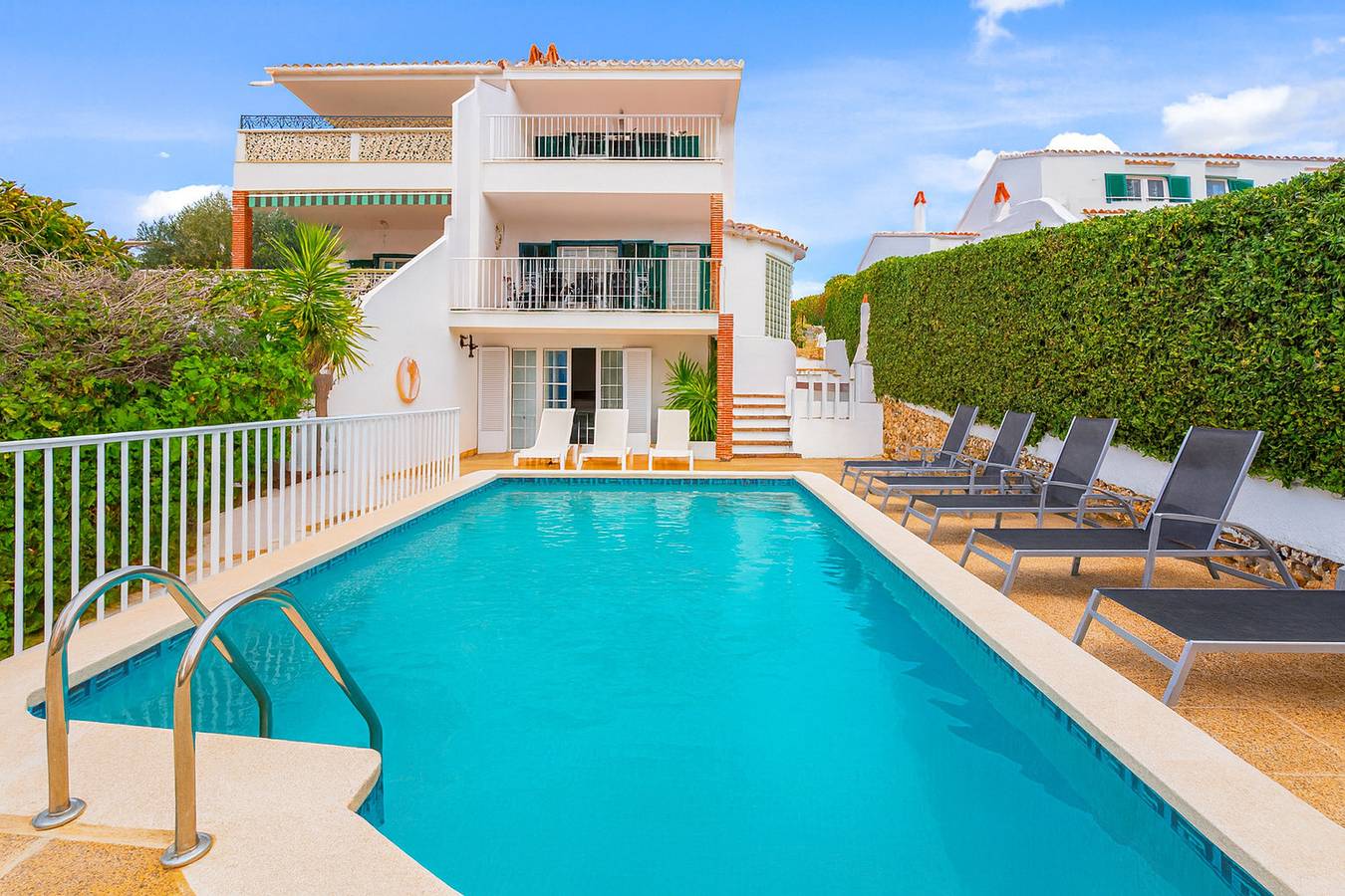 Villa per 8 persone con balcone in Cala Galdana, Minorca