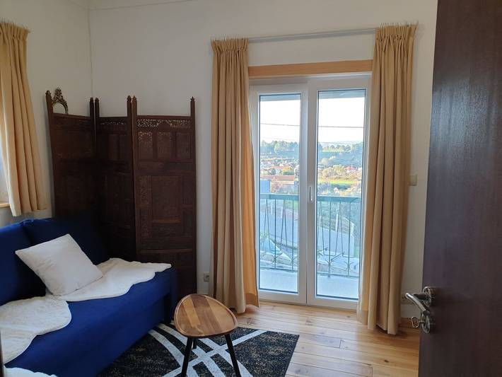 Location de vacances pour 6 personnes, avec jardin ainsi que piscine et balcon à Gouveia - 4