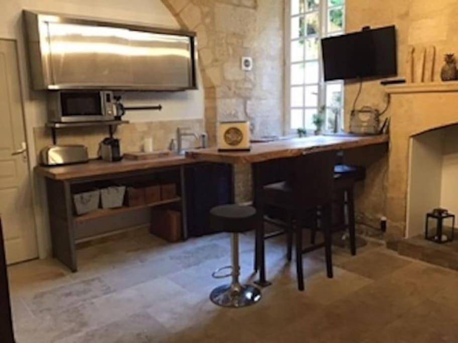 Appartement entier, Logis de Cécile à Sarlat avec jardin privatif de 30M2 in Sarlat-la-Canéda, Périgord Noir