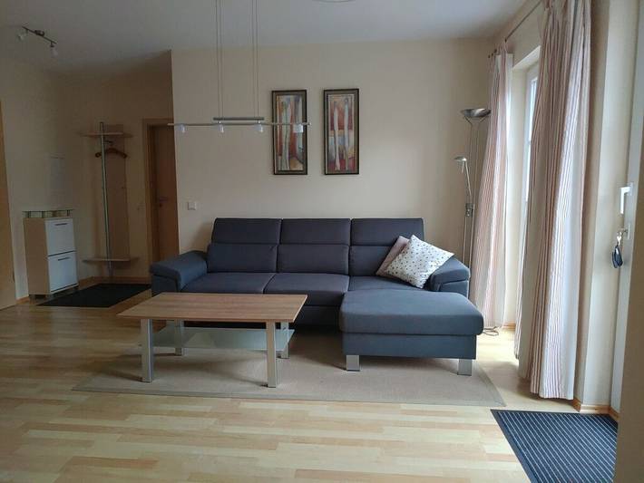 Gemütliche Ferienwohnung mit Terrasse, Küche und WLAN in der Nähe der Altmühl in Gunzenhausen, Fränkisches Seenland
