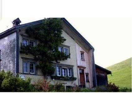 Ferienhaus für 11 Personen, mit Whirlpool und Terrasse sowie Garten und Sauna
