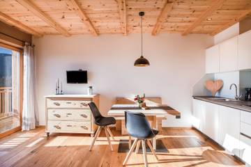 Location De Vacances pour 6 Personnes dans St. Felix, Senale-San Felice, Photo 2