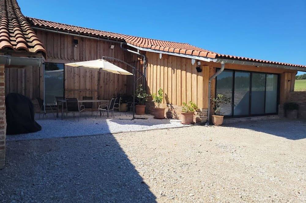 Chambre D’hôte pour 6 Personnes dans Saverdun, Ariège