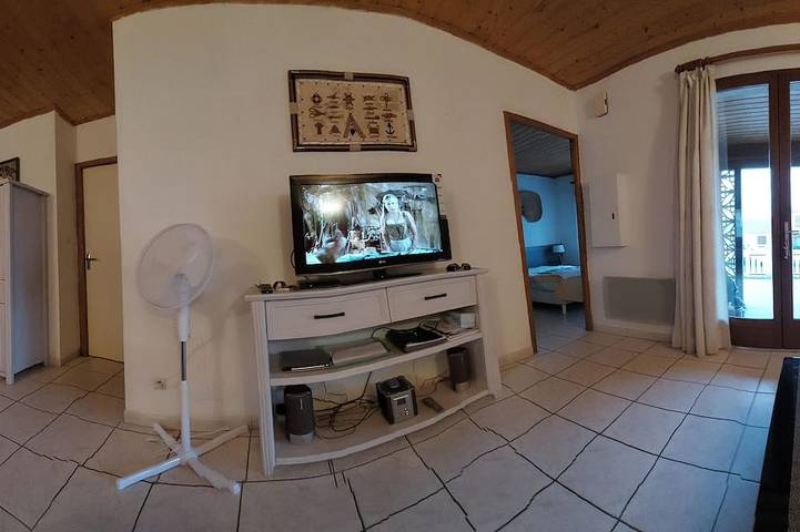 Maison situation calme, bien ensoleillée, dans résidence à 10' de la plage in Saint Pierre la Mer, Fleury