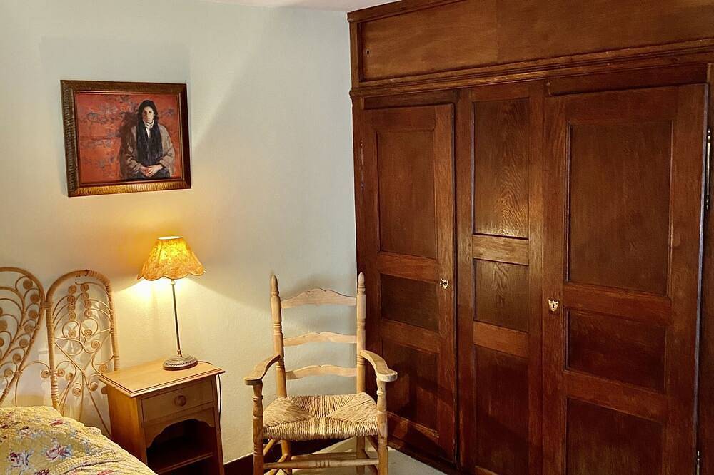 Hermosa casa de campo con piscina, Loire Valley cerca de Orleans .1 hora de París. in Saint-Jean-de-Braye, Región de Orléans