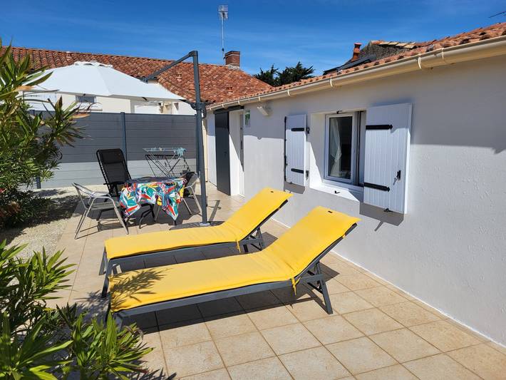 Gîte pour 2 personnes, avec Terrasse et Jardin