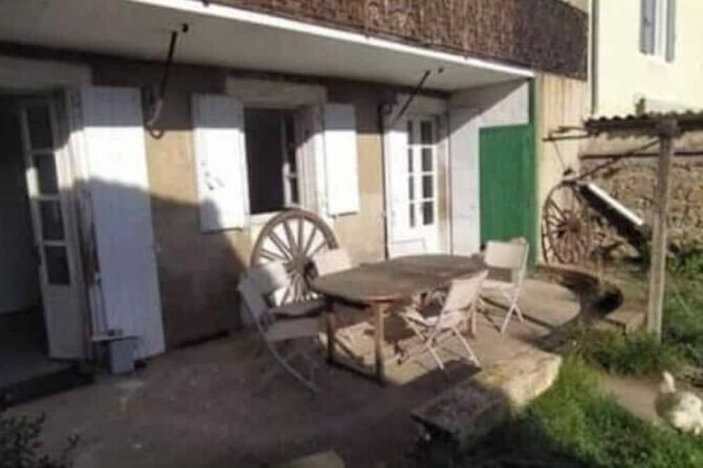 Maison en pierre rénovée à Réalmont – Charme et calme au cœur du Tarn in Réalmont, Région d'Albi