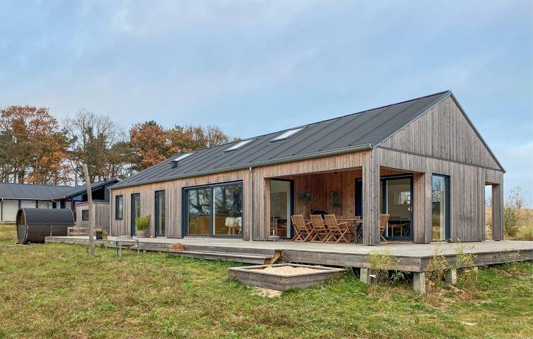 Holiday home for 6 people, with garden and sauna as well as terrace - 1