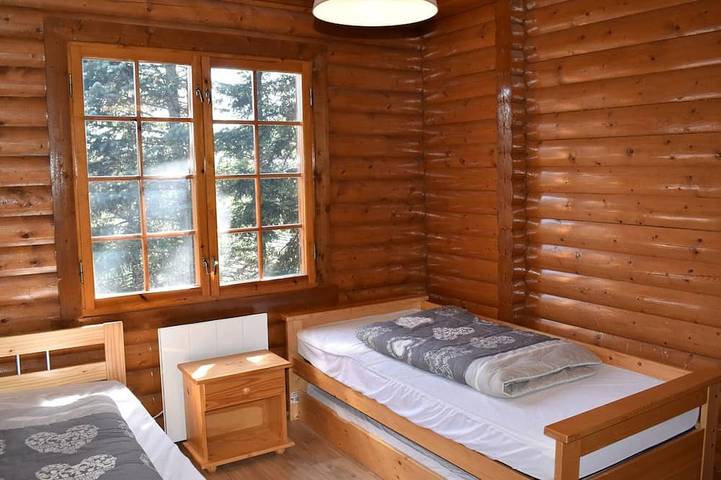 Chalet en Pierre avec Cheminée, 3 Chambres & Balcon, WIFI, Bolquère - 7 pers in Bolquère, Parc naturel régional des Pyrénées catalanes