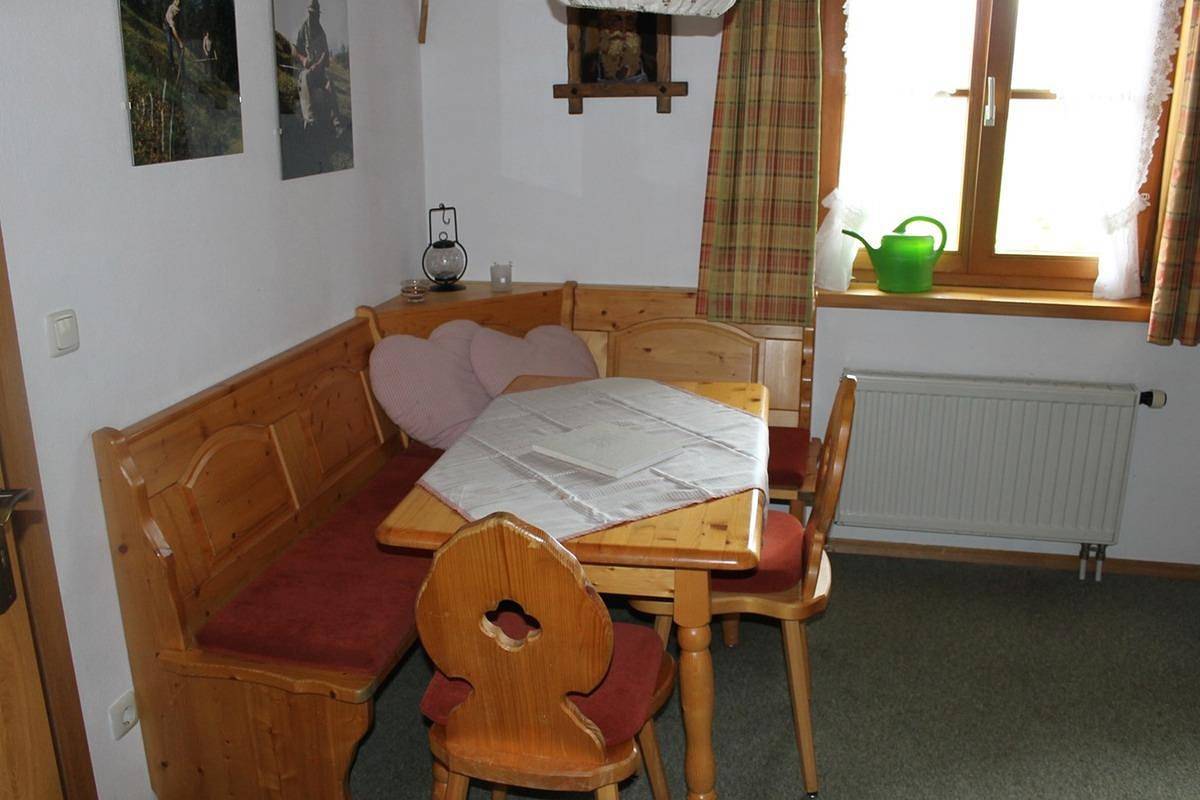 Ganze Ferienwohnung, "Nr. 2" - Ferienwohnung/2 Schlafräume/Dusche, Wc in Mittenwald, Bayerische Alpen