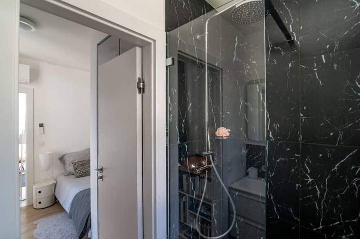 Ganze Wohnung, Mera - Zwei Schlafzimmer Wohnung, Schläft 4 in Èze, Mittelmeerküste (Frankreich)