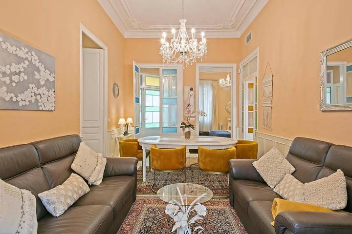 Villa für 7 Personen, mit Pool und Garten in Barcelona - 4