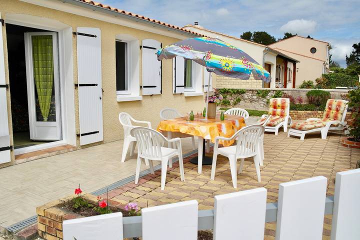 Maison de vacances pour 4 personnes, avec Terrasse et Jardin à Brem-sur-Mer