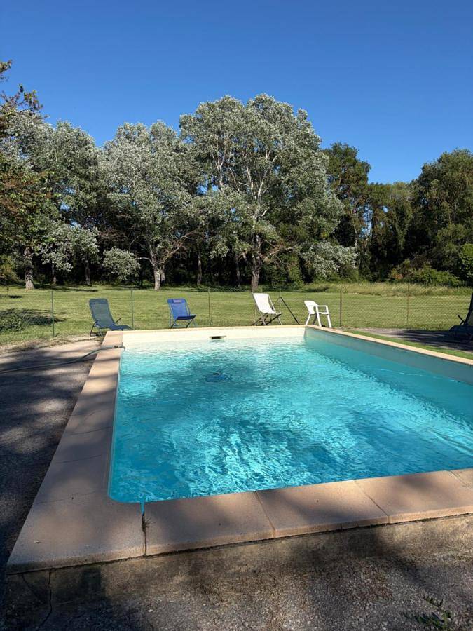 Maison de vacances pour 8 personnes, avec piscine et jardin, animaux acceptés