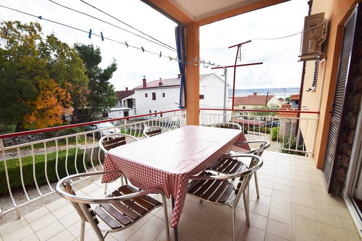 Ferienwohnung für 9 Personen, mit Balkon/Terrasse in Starigrad