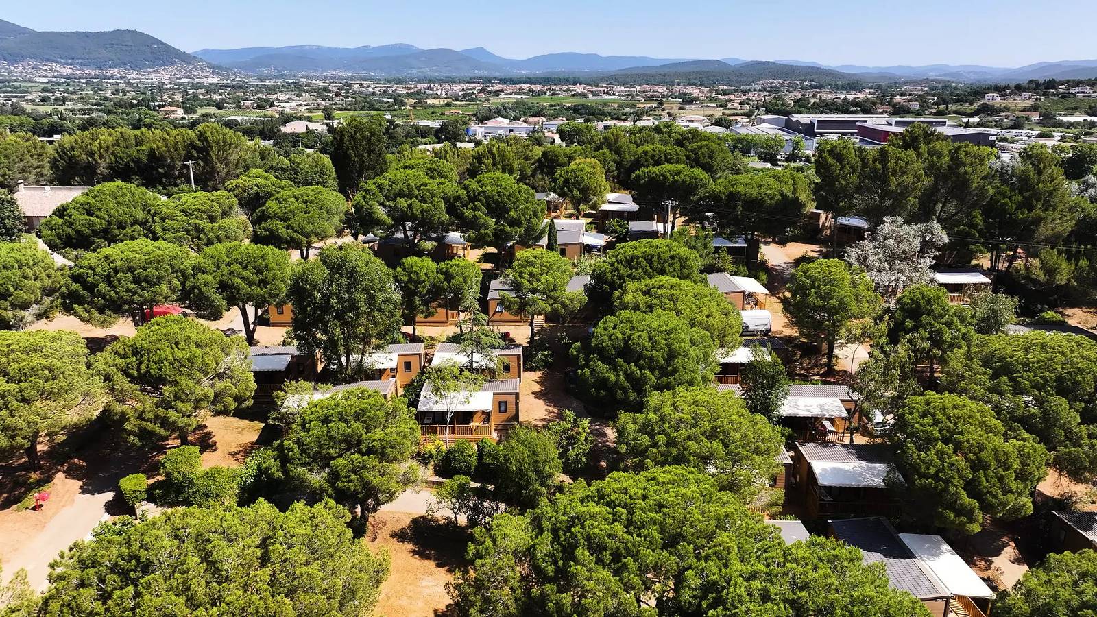 Mobil-Home Riviera 4 estancias 6 personas Climatizado in La Moutone, La Crau