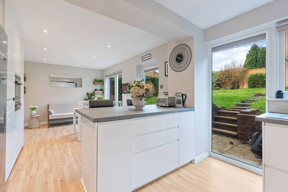 #107 - Peaceful and Perfect Rugby Home in Warwickshire