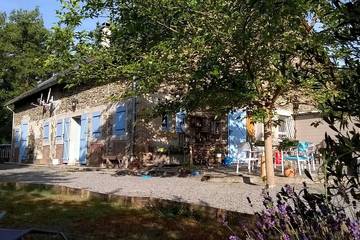 Gîte pour 6 personnes, avec terrasse et jardin à Mirandol-Bourgnounac