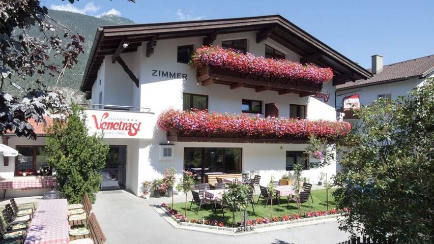 Ferienhaus für 3 Personen, mit Balkon und Terrasse sowie Garten und Ausblick in Imsterberg
