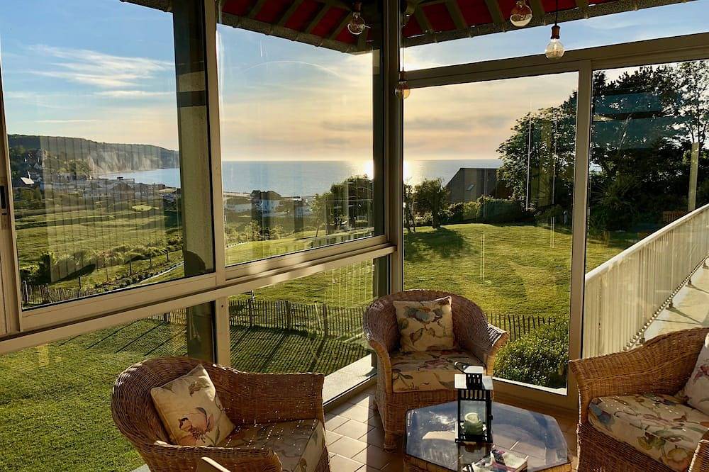 Apartamento entero, **** Gran Duplex, vistas al mar, 5 dormitorios, sábanas, jardín privado in Pourville-sur-Mer, Hautot-sur-Mer