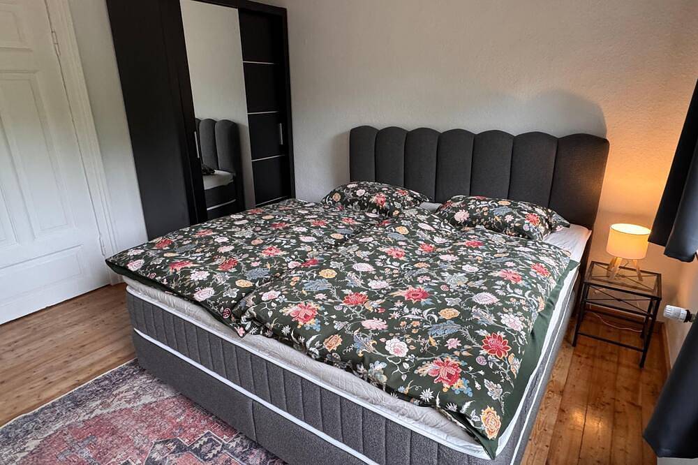 Ganze Wohnung, Ferienwohnung \"Altes Gasthaus am Kreidesee\" in Hemmoor, Cuxland