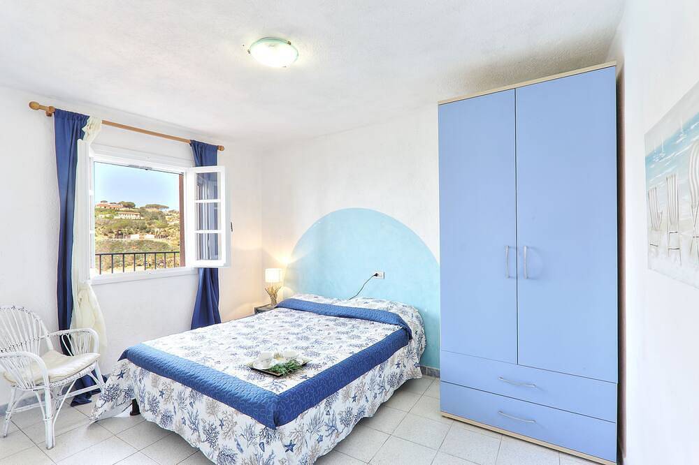 Ganze Wohnung, Elba Insel direkt am Meer schöne Aussicht Sonderangebot kostenloses Wlan in Spiaggia Pareti (Pareti), Capoliveri