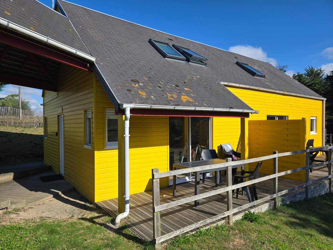 Casa familiar en la playa con terraza y Wifi, cerca de Granville, admite mascotas in Saint-Martin de Bréhal, Bréhal