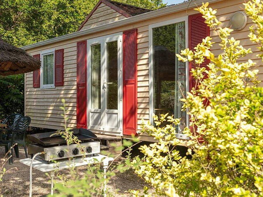 Camping Mayotte Vacances - Mobilheim 4 personen - Mobilheim | Classic | 2 Schlafz. | 4 Pers. | Überdachte Terrasse | 1 Bad in Biscarrosse, Côte d’Argent