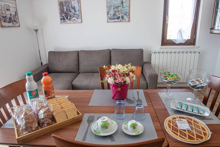Bed and Breakfast 'Dolce Alba' con giardino privato, Wi-Fi e aria condizionata in Montecastrilli, Provincia di Terni