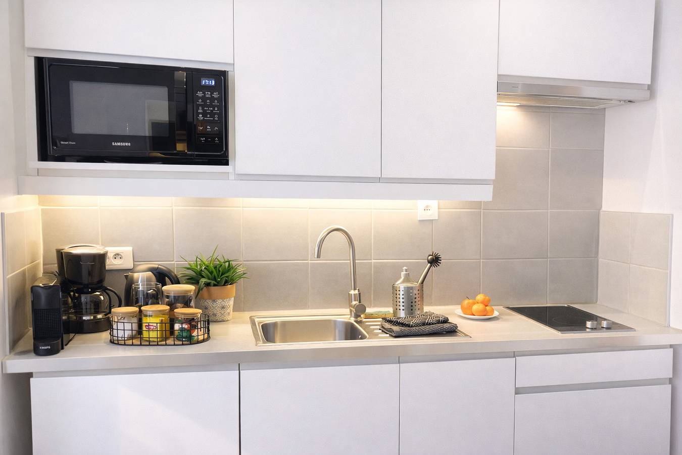 Appartement entier, L'Atelier, studio indépendant avec parking pour 1 à 2 personnes. in Longjumeau, Essonne