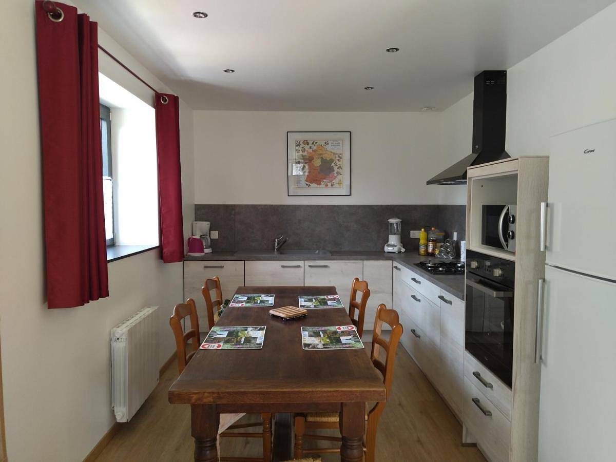 Appartement entier, Two-Bedroom Apartment in La Croix-aux-Mines, Parc naturel régional des Ballons des Vosges