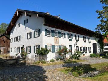 Gîte pour 9 personnes, avec jardin, animaux acceptés dans Fuchstal