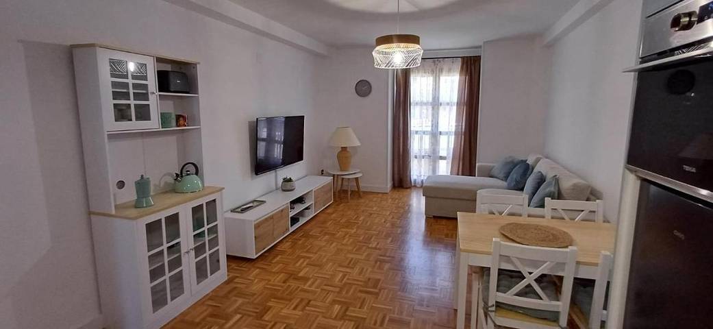 Apartamento para 4 personas, con Vistas en Castiello de Jaca