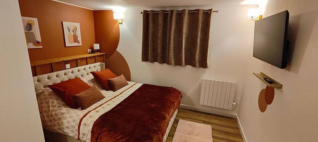 Gîte pour 2 personnes, avec jardin ainsi que terrasse et jacuzzi à Montchanin - 3