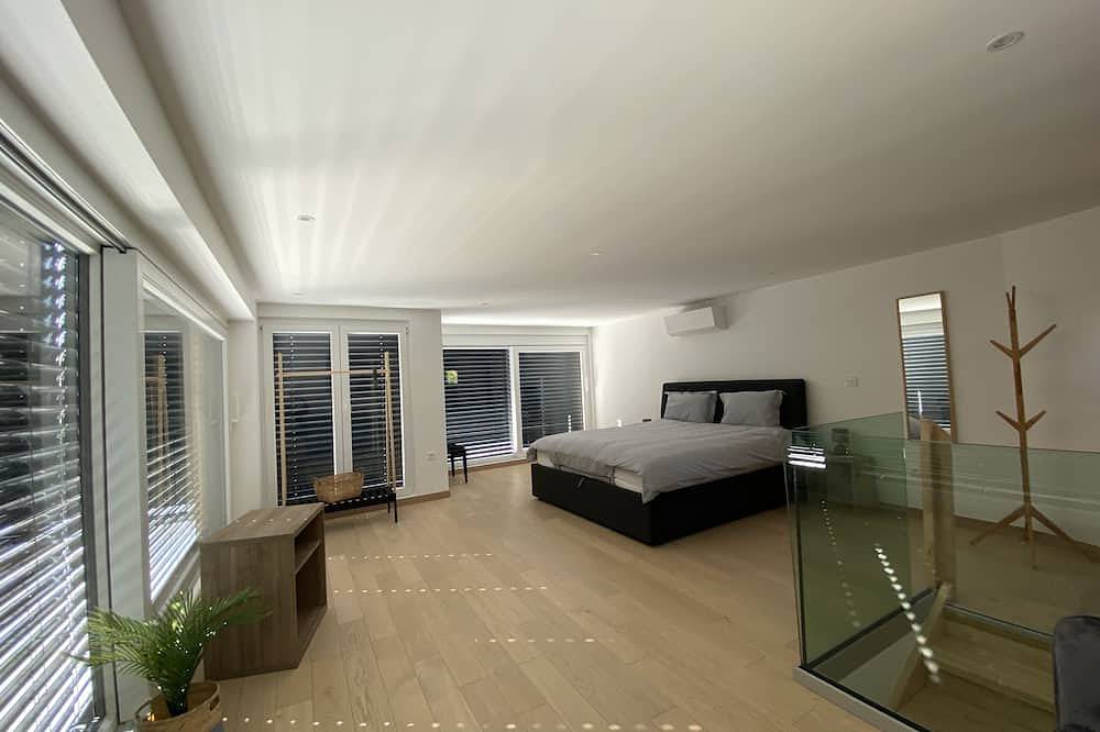 Modern House Town Center with Garage in Strasbourg, Strasbourg region