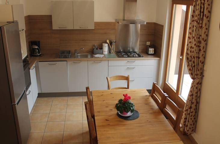 Gîte pour 6 personnes, avec jardin et terrasse