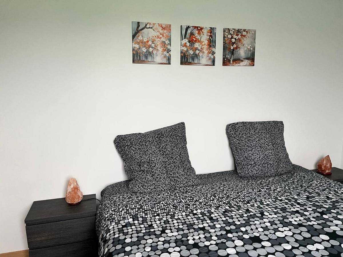 Four-Bedroom House in Les Auxons, Doubs