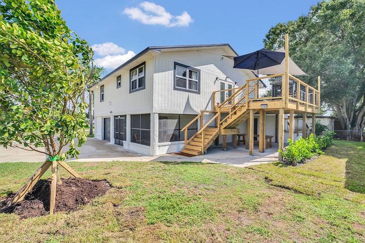 Barn for 6 people, with yard in