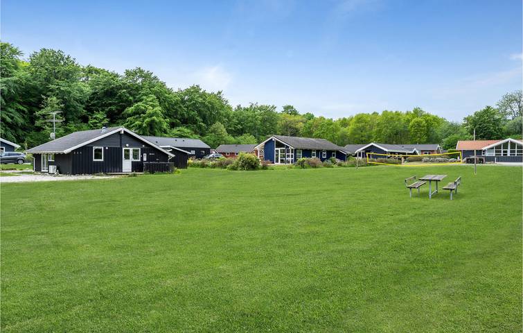 Ferienhaus für 7 Personen, mit Terrasse und Sauna sowie Garten und Whirlpool in Pøt Strandby - 2