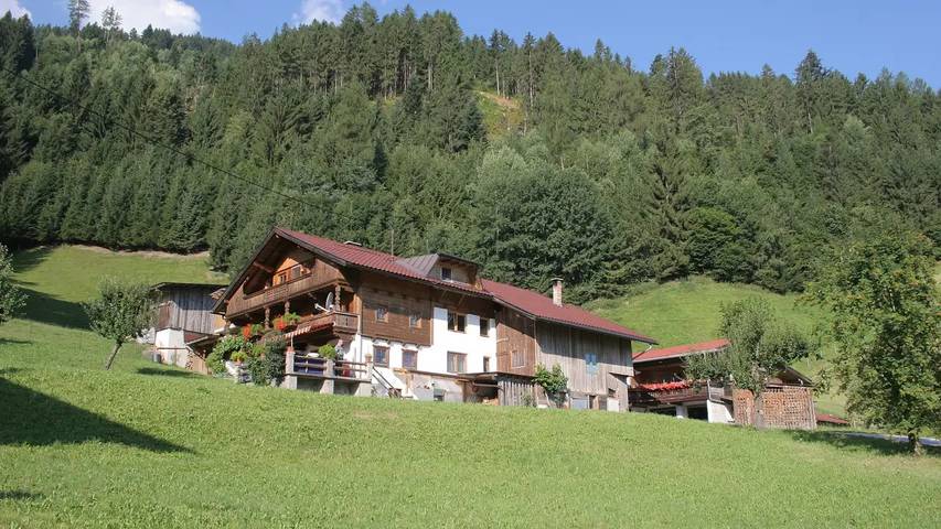 Ferienwohnung für 10 Personen, mit Balkon in Kaltenbach